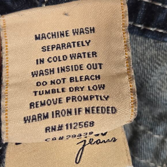 Miss Me Boot Cut Cross Embellished Women's Jeans. Size 32 - Picture 9 of 16